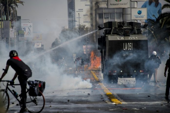 Violentos incidentes durante marcha por el Día del Trabajador en Chile