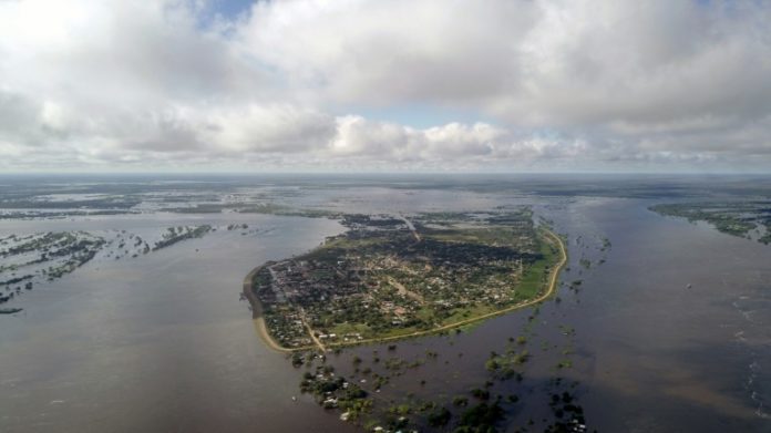 Alberdi, una ciudad paraguaya convertida en isla por las inundaciones