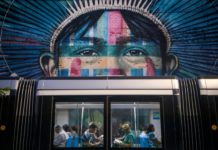 Artistas callejeros de Rio resisten prohibición de actuar en el metro