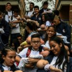 Con "bebés robots" buscan frenar los embarazos adolescentes en Colombia
