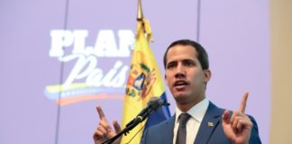 Guaidó pide a Colombia investigar presuntos hechos de corrupción de sus colaboradores