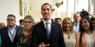 Junta de PDVSA nombrada por Guaidó pide detener expropiación de refinería en Jamaica