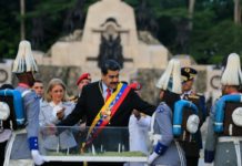 Maduro acusa a jefe del Comando Sur de EEUU de intentar sembrar intrigas entre militares