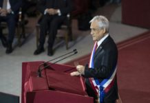 Piñera propone reducir la cantidad de diputados y senadores de Chile