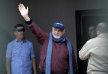 Tribunal excarcela a expresidente Martinelli tras un año detenido en Panamá