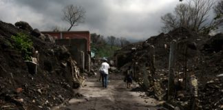 Un año después, la desolación reina en la zona devastada por erupción en Guatemala