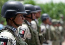 AMLO anuncia acuerdo con policías opuestos a la Guardia Nacional de México