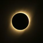 Eclipse total de sol emocionó a miles de personas en Chile y Argentina