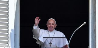 El papa clama por un acuerdo en Venezuela para acabar con la crisis