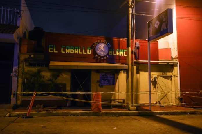 Los agresores irrumpieron en el bar 