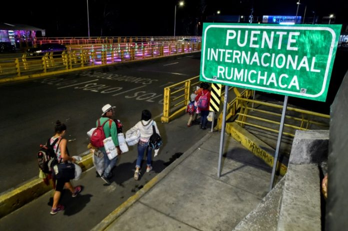 Alcalde pide ayuda por aumento de migrantes venezolanos en frontera de Colombia con Ecuador