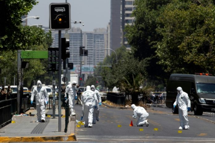 Detienen a sospecho de instalar artefactos explosivos en Chile