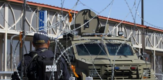 EEUU cierra puente fronterizo del norte de México por llegada de indocumentados