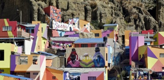 Favelas brasileñas inspiran a barrio aymara en Bolivia
