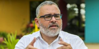 Fiscalía salvadoreña acusa a expresidente Funes de malversar USD 351 millones