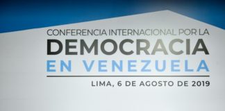 Países que apoyan a Guaidó debaten en Lima tras bloqueo de activos por EEUU