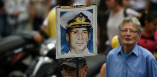 Dos militares condenados en Venezuela por muerte de un oficial bajo arresto