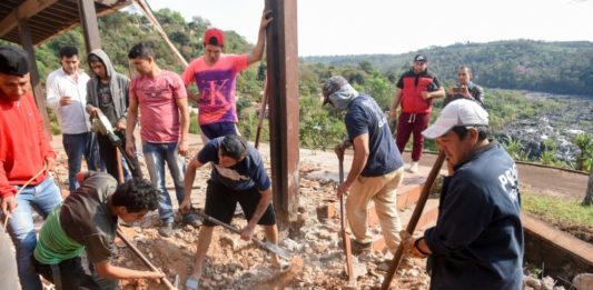 Hallazgo de restos humanos en casa de Stroessner conmociona a Paraguay