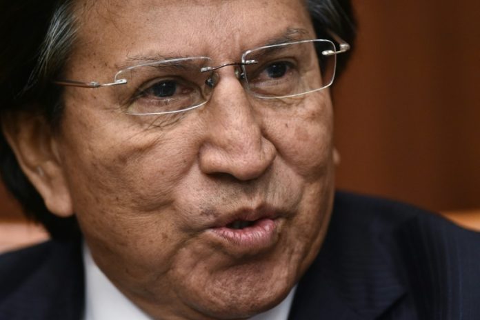 Juez de EEUU ratifica prisión para Toledo durante proceso de extradición a Perú