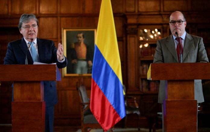 Países de pacto interamericano de defensa abren vía a sanciones contra Venezuela