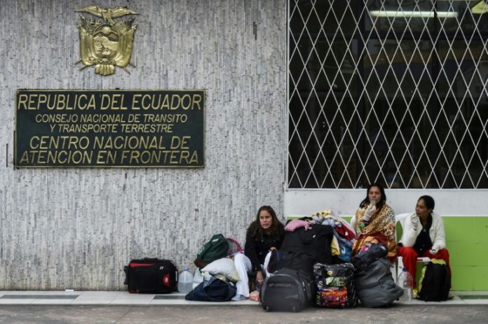 Principal paso fronterizo entre Ecuador y Colombia, cerrado por sexto día consecutivo