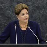 Rousseff tachó de "absurda" la idea de Macron de internacionalizar la Amazonía