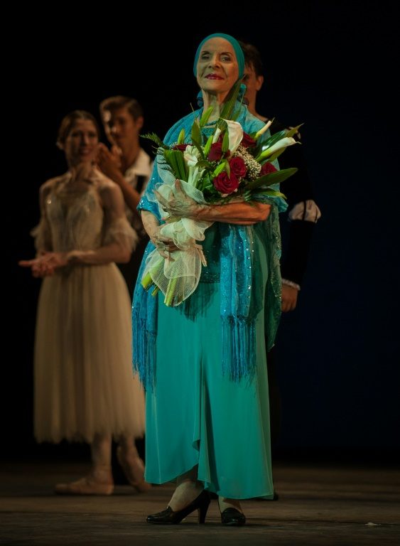 Alicia Alonso llevó a la Cuba salsera a la corte del Ballet Clásico