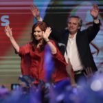 Argentina impone estricto control cambiario tras victoria del peronismo