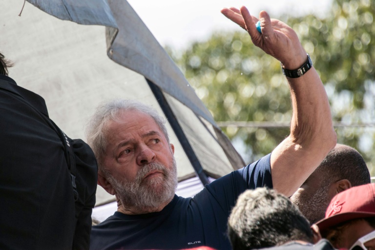 Corte suprema de Brasil juzga recurso que podría liberar a Lula