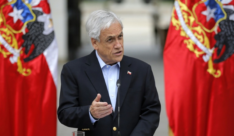 Piñera anuncia cambio de gabinete y próximo levantamiento del estado de emergencia en Chile
