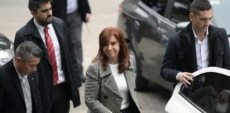 Causas judiciales contra Kirchner con destino incierto en Argentina