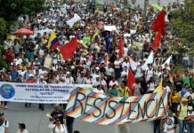 Colombia encara séptimo día de protestas con tibia adhesión a huelga
