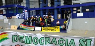 Opositor boliviano Camacho dice que espera lograr que Morales renuncie