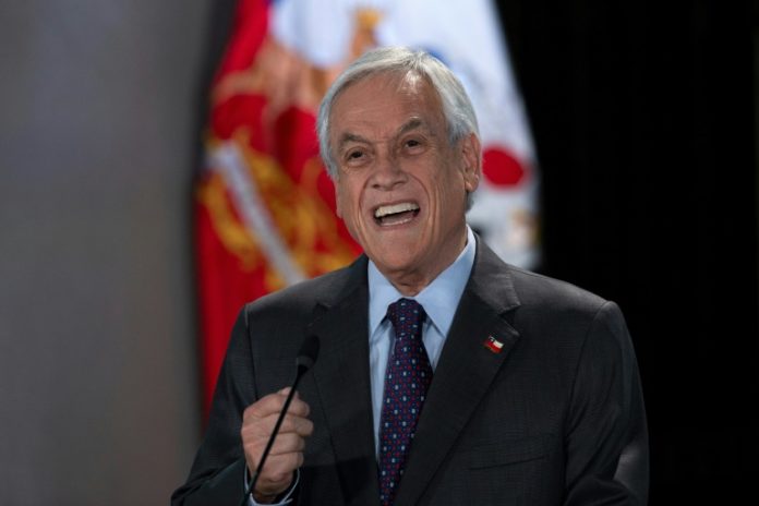 Piñera anuncia ley para que militares protejan infraestructura pública en Chile