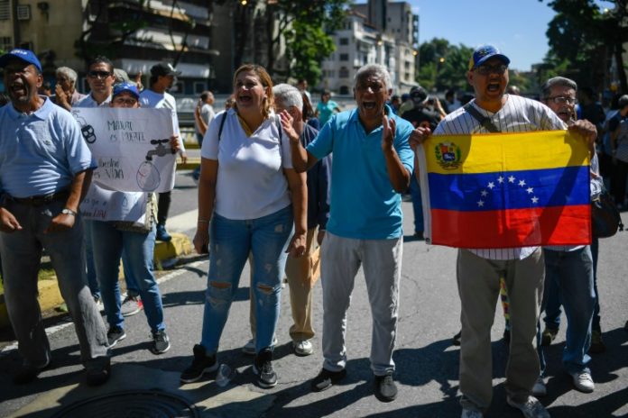 pobre acogida de nueva jornada de protestas opositoras convocada por Guaidó