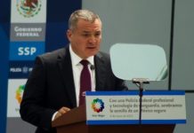 Arrestan en EEUU a exsecretario de Seguridad Pública de México por aceptar sobornos del narco