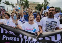 Conmemoran Día de los Derechos Humanos bajo asedio de la policía en Nicaragua