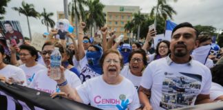 Conmemoran Día de los Derechos Humanos bajo asedio de la policía en Nicaragua