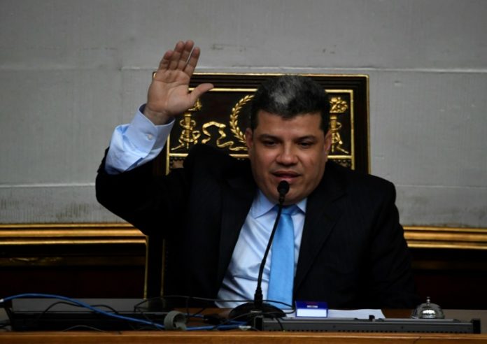 EEUU sanciona a siete diputados del Parlamento de Venezuela, incluido Luis Parra