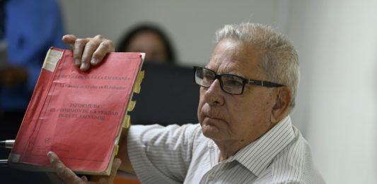 General salvadoreño niega responsabilidad en masacre de El Mozote durante la guerra civil