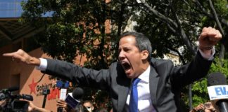 Un año de ofensiva de Guaidó contra Maduro