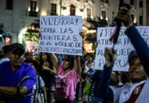 Cientos de peruanos marchan en rechazo a los migrantes venezolanos