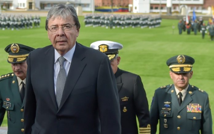 Gobierno de Colombia declara alerta militar ante amenaza de 