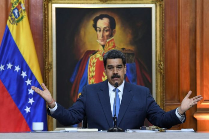 Maduro acusa a embajador de Francia de inmiscuirse en asuntos venezolanos