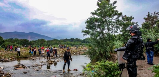 Colombia cierra fronteras con Venezuela por pandemia