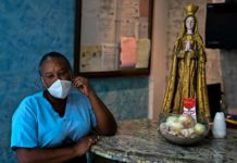 Nerviosos, venezolanos improvisan brebajes frente al nuevo coronavirus