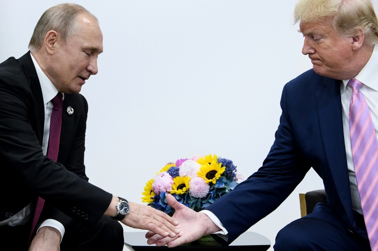 Trump y Putin discutieron por teléfono precio del crudo y coronavirus