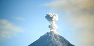 Volcán de Fuego aumenta erupciones en Guatemala