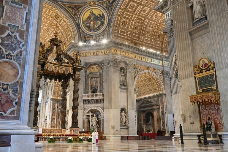 Un Domingo De Pascua Con Las Iglesias Vacias Y Un Papa Solo En El Vaticano Hispanos Press