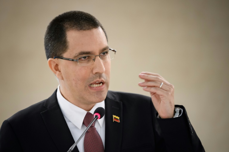 Venezuela rechaza transferencia de sus fondos decidida por EEUU y oposición